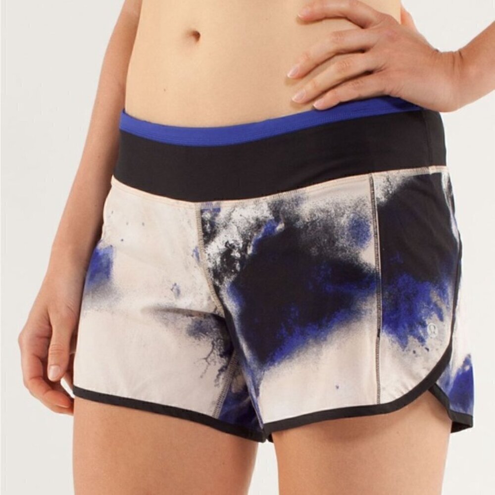 Lululemon Turbo Run Short Milky Way Multi Print / Pigment Blue / Black size 6 - Picture 2 of 10